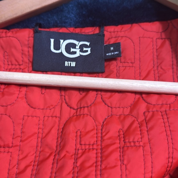 UGG HOODIE Brand New Condition - Picture 2 of 10